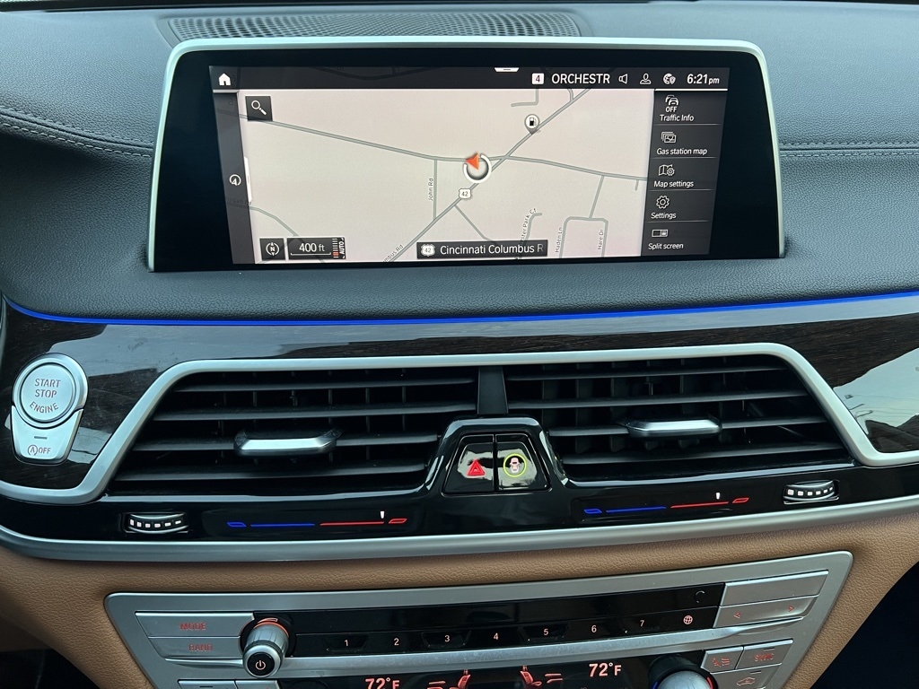 BMW 7-Series 740i xDrive 2021