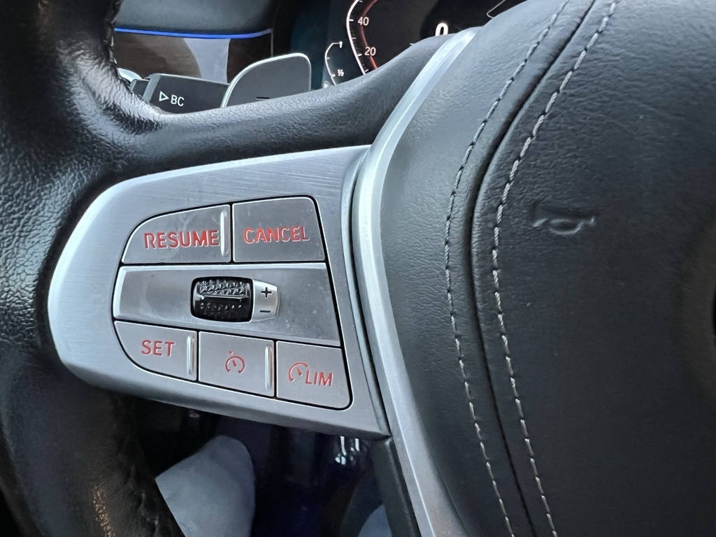 BMW 7-Series 740i xDrive 2021