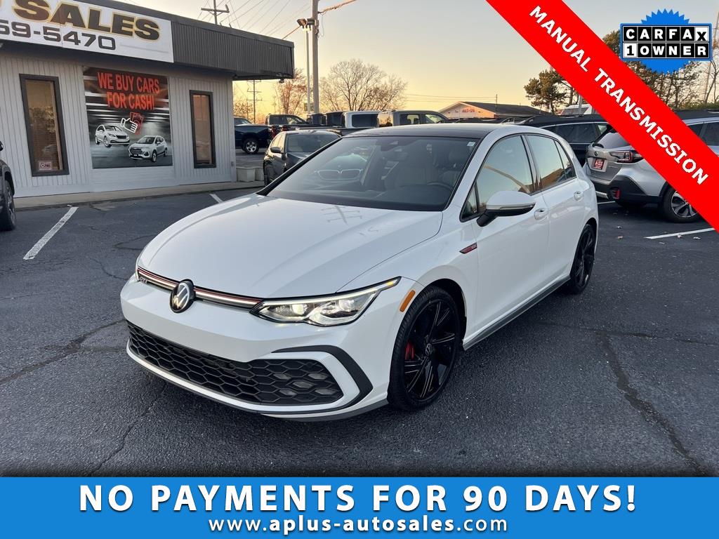 2022 Volkswagen Golf GTI SE w/Leather and Black Wheel Pkg.
