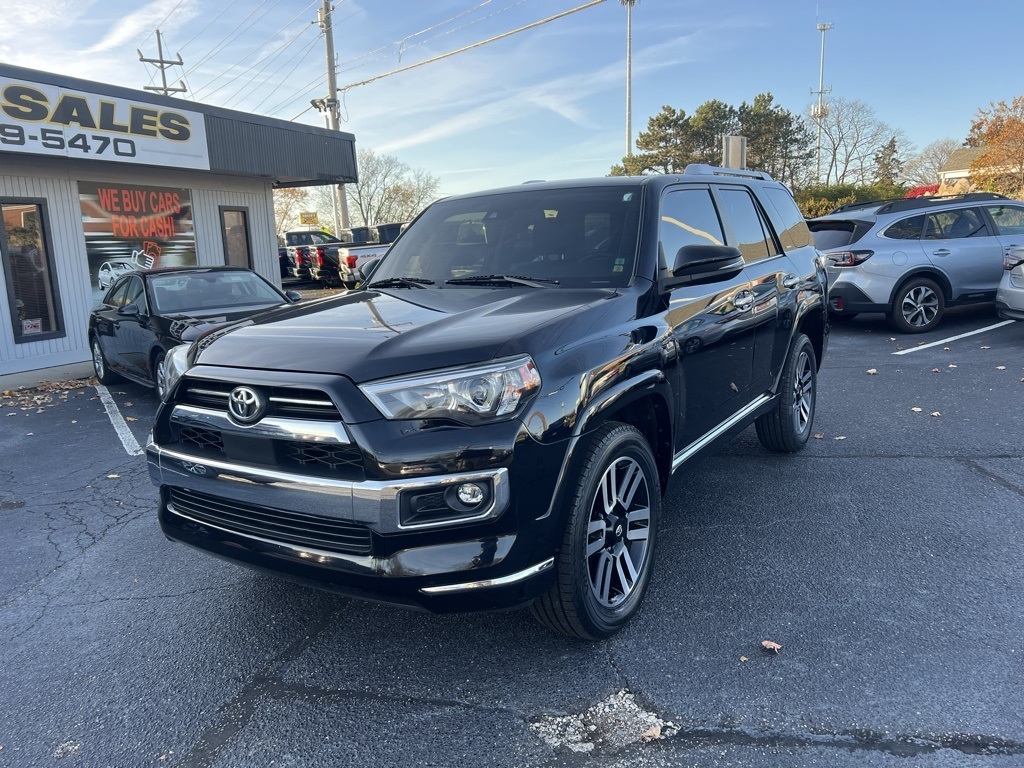Toyota 4Runner Limited 4WD 2021