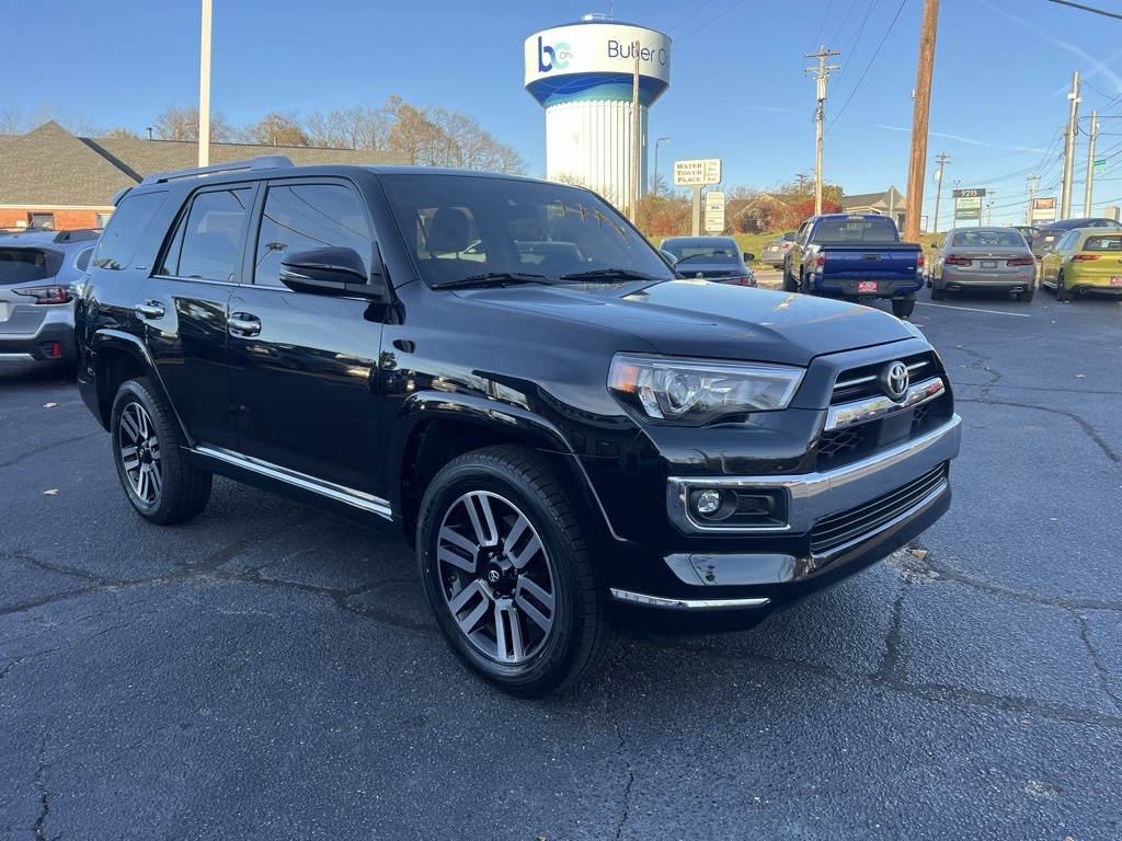 Toyota 4Runner Limited 4WD 2021