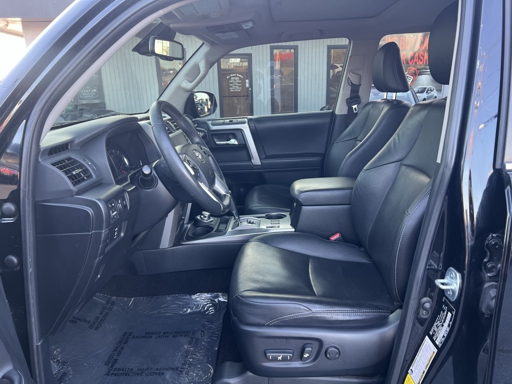 Toyota 4Runner Limited 4WD 2021