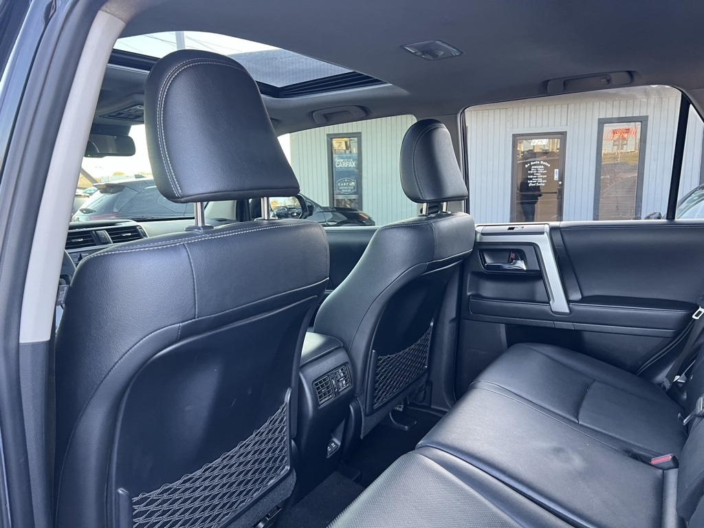 Toyota 4Runner Limited 4WD 2021