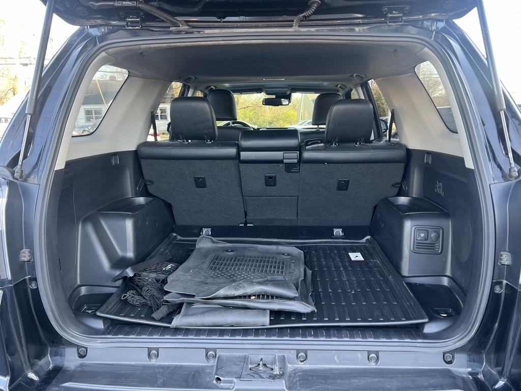 Toyota 4Runner Limited 4WD 2021