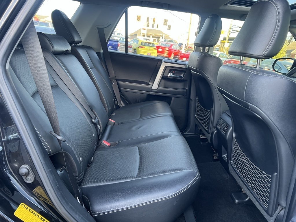 Toyota 4Runner Limited 4WD 2021