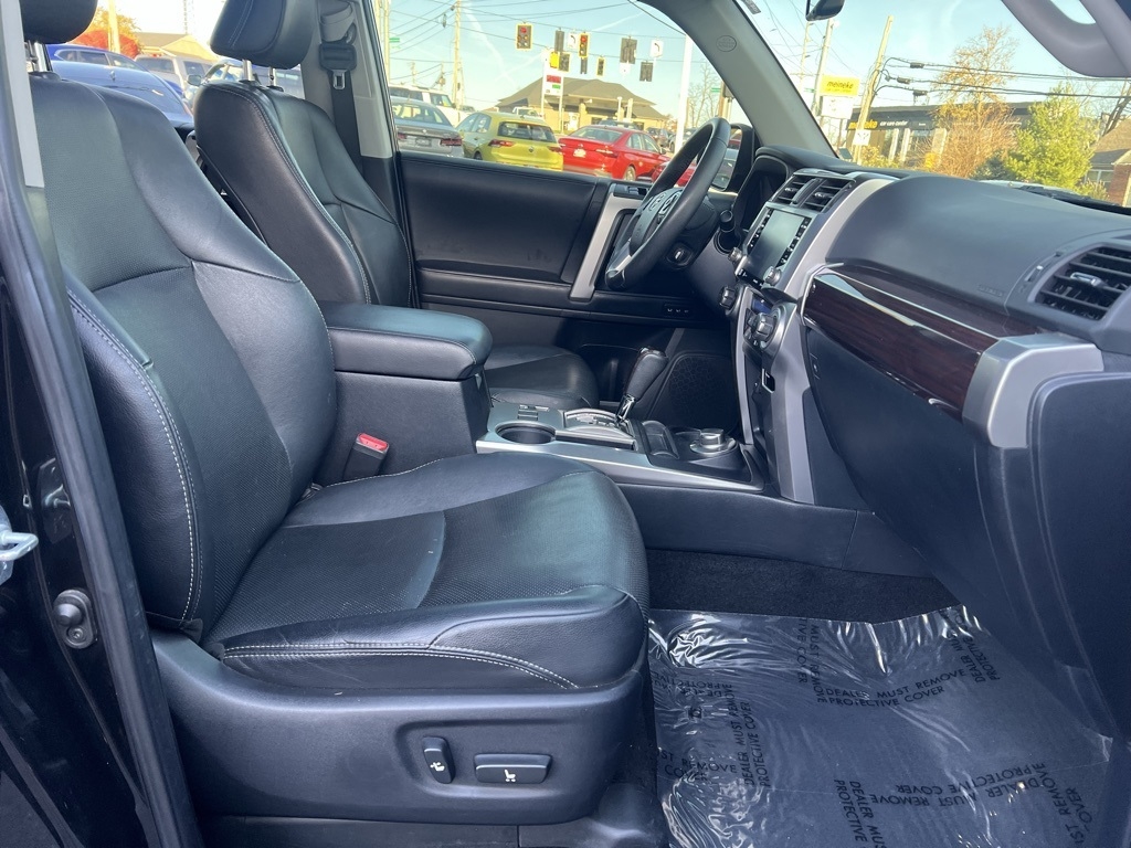 Toyota 4Runner Limited 4WD 2021