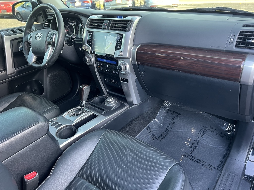 Toyota 4Runner Limited 4WD 2021