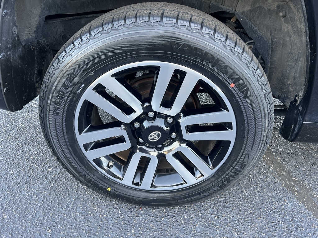 Toyota 4Runner Limited 4WD 2021