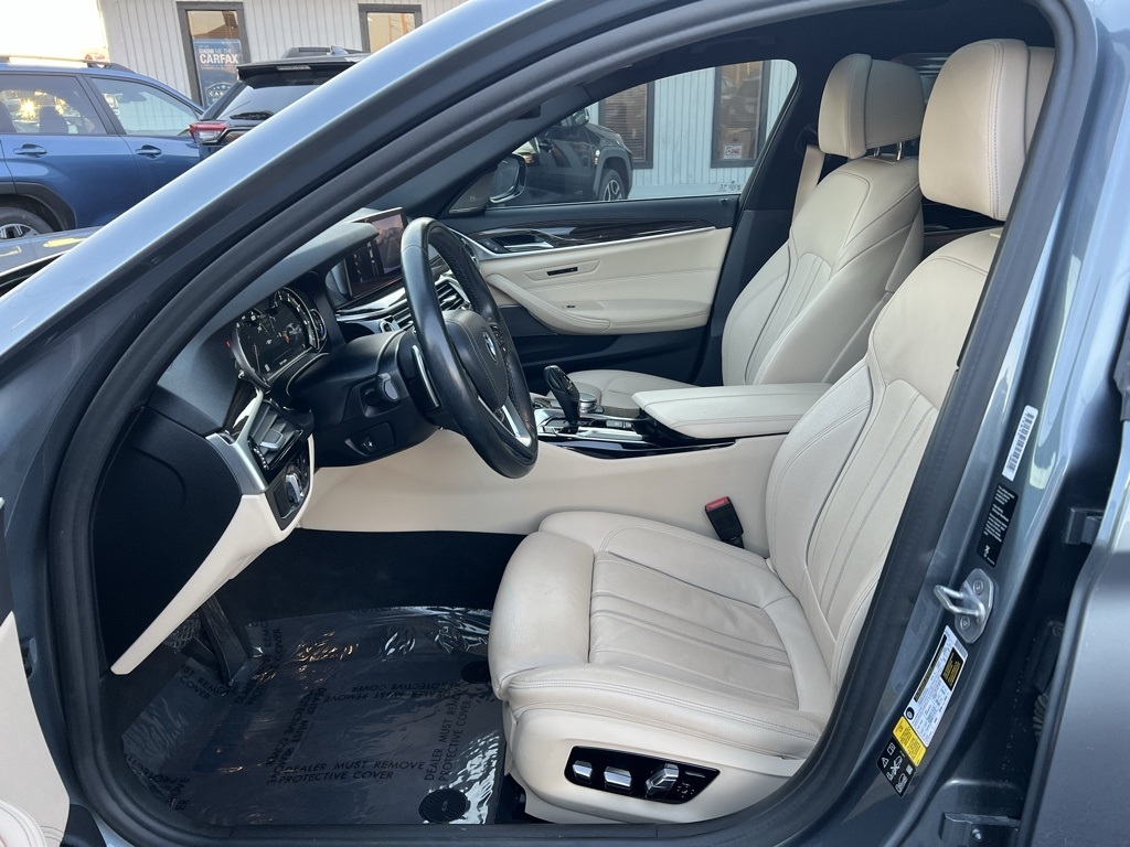 BMW 5-Series 530i xDrive 2019