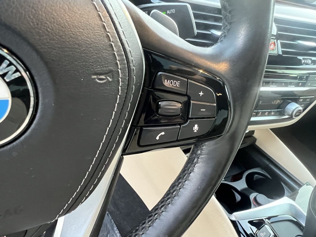 BMW 5-Series 530i xDrive 2019