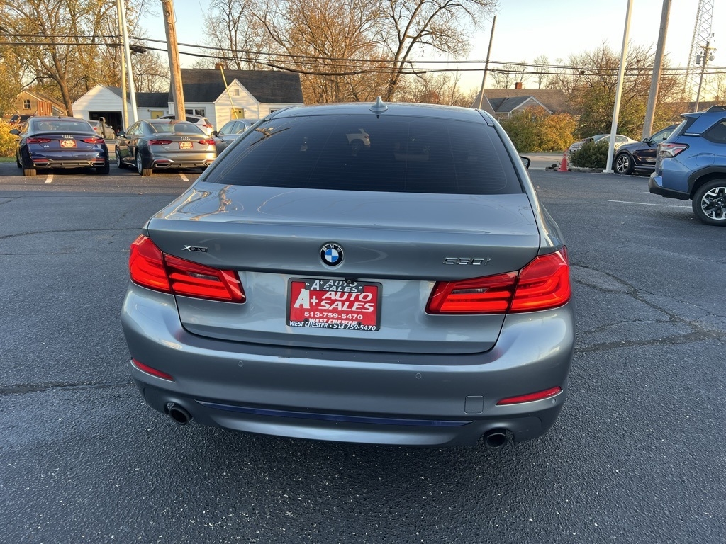 BMW 5-Series 530i xDrive 2019