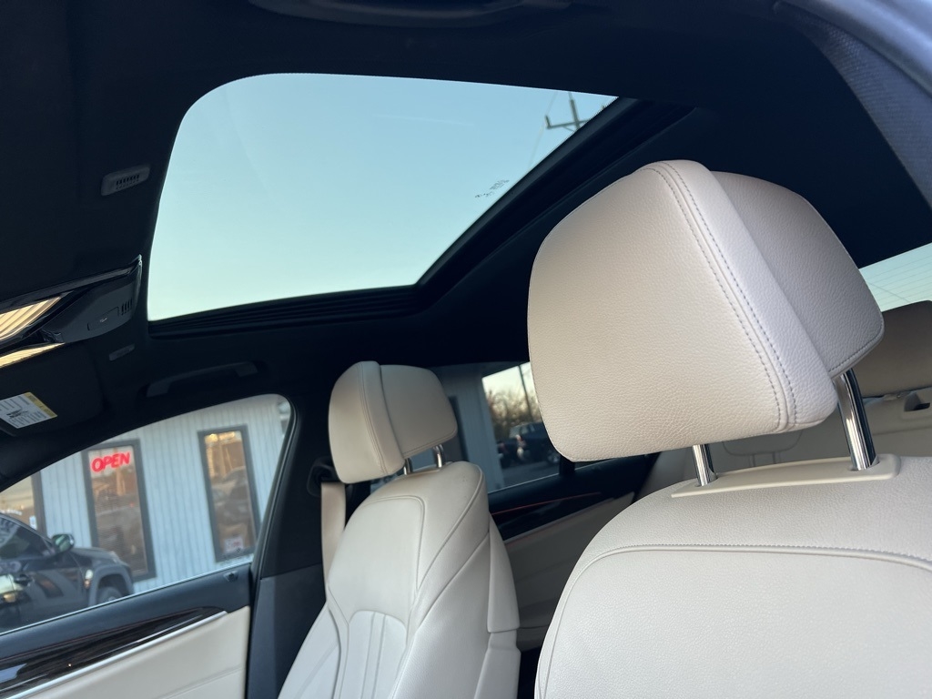 BMW 5-Series 530i xDrive 2019