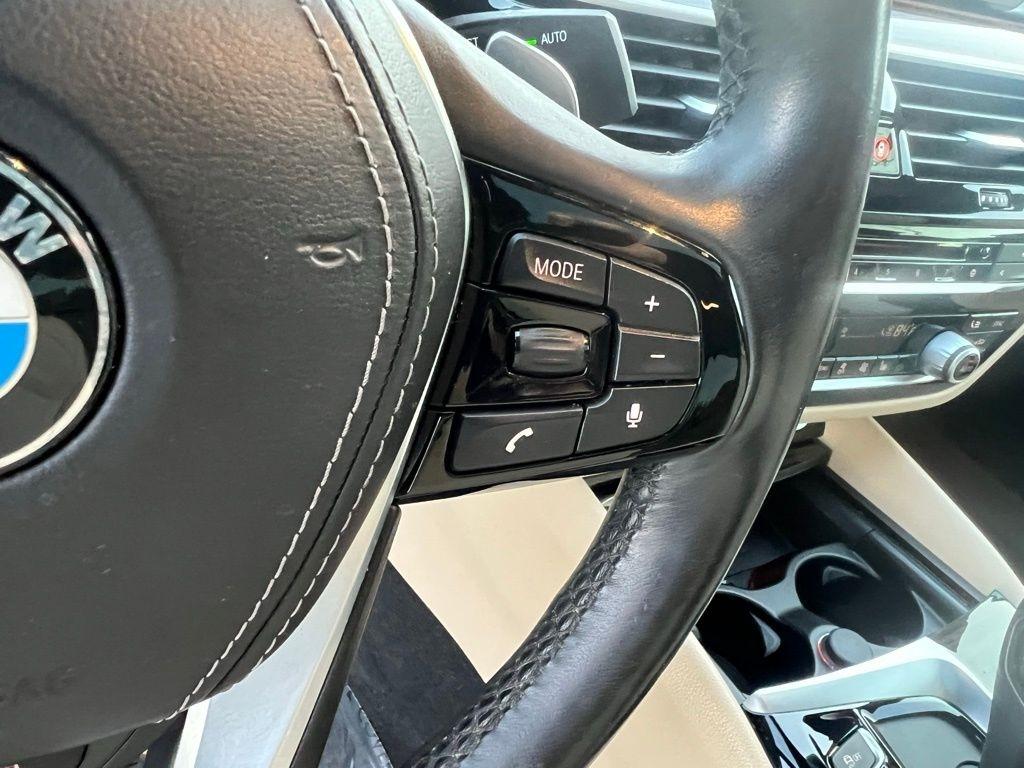 BMW 5-Series 530i xDrive 2019