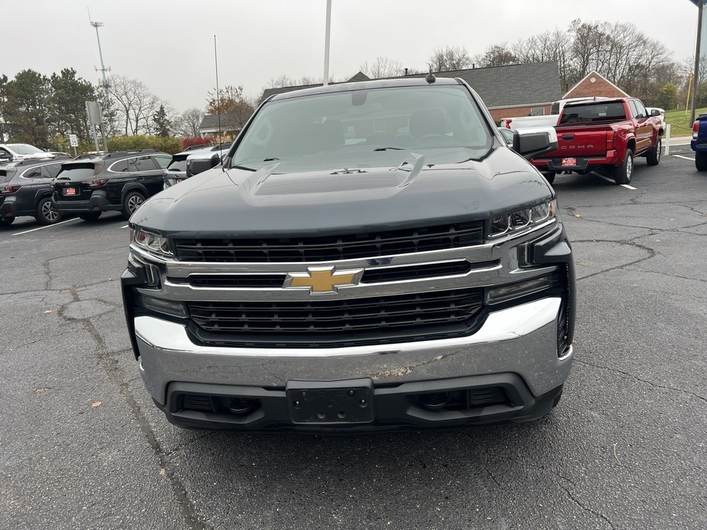 2020 Chevrolet Silverado 1500 LT photo 3