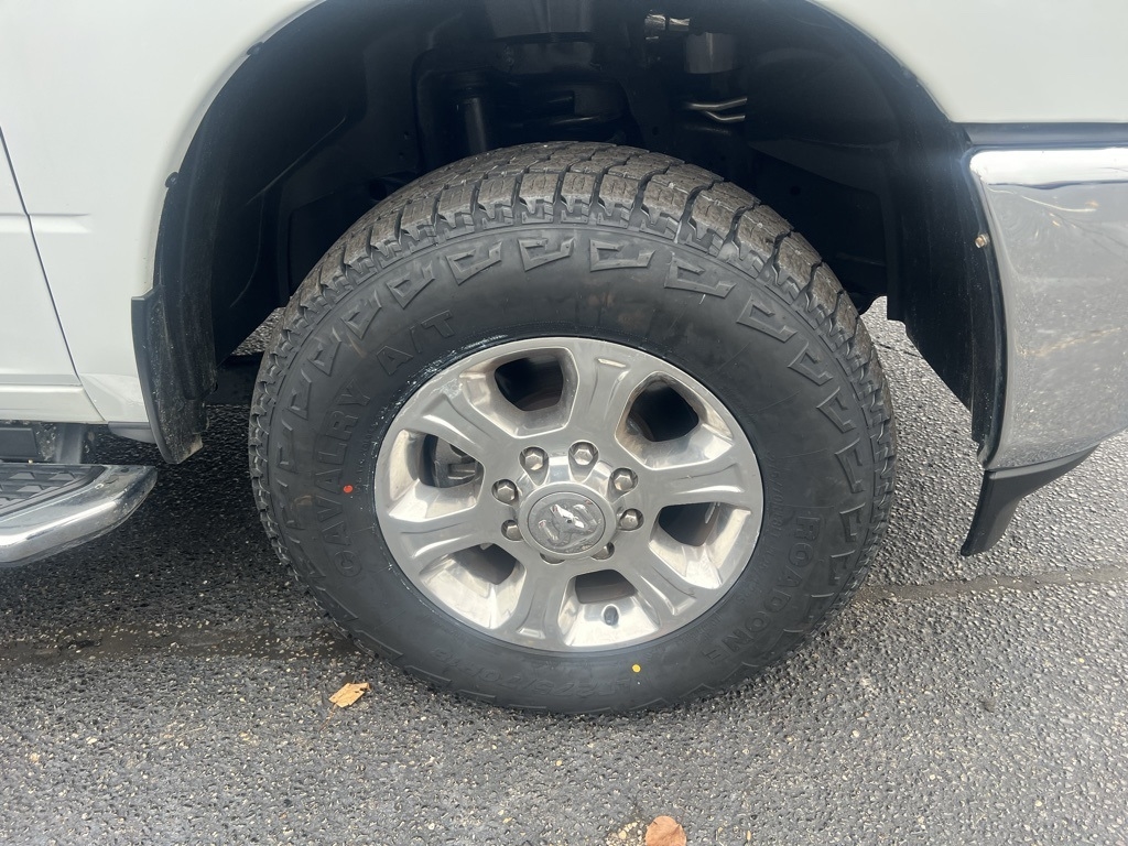 RAM 2500 Big Horn Crew Cab 4WD 2024