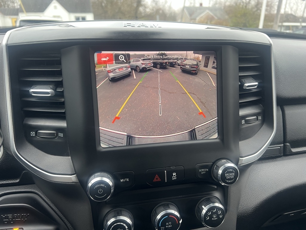 RAM 2500 Big Horn Crew Cab 4WD 2024