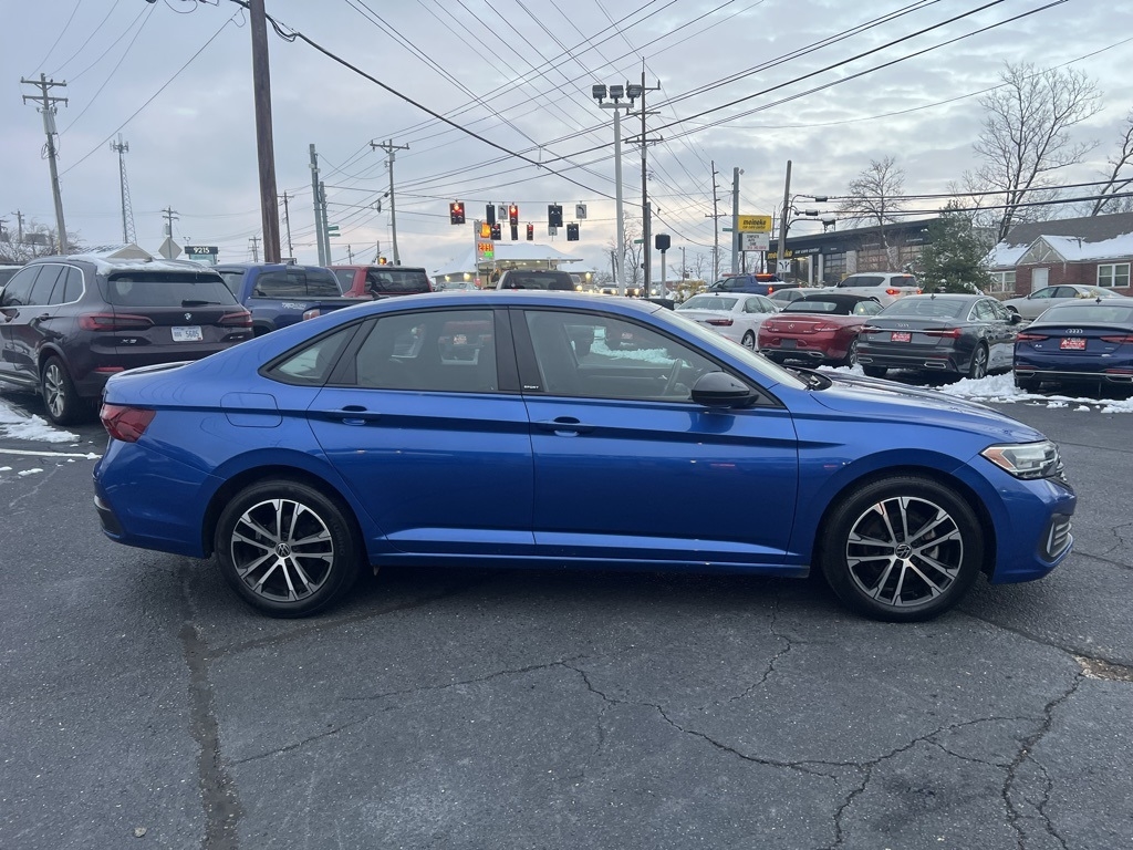 Volkswagen Jetta Sport 2023