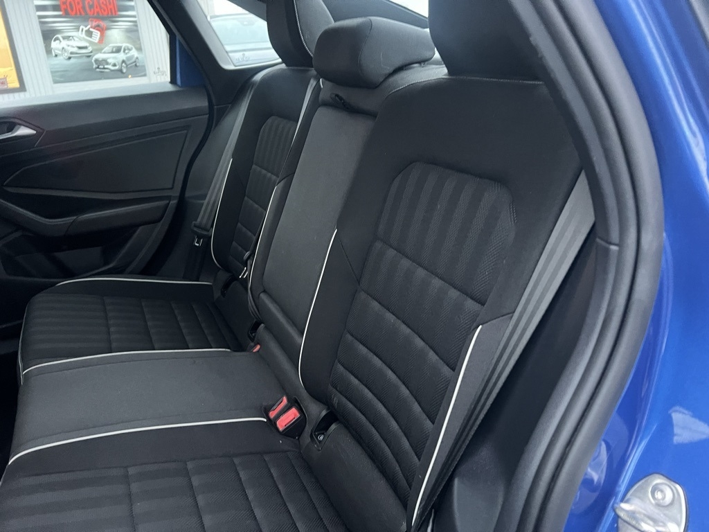 Volkswagen Jetta Sport 2023