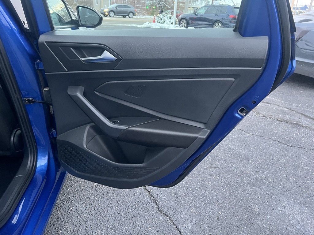 Volkswagen Jetta Sport 2023