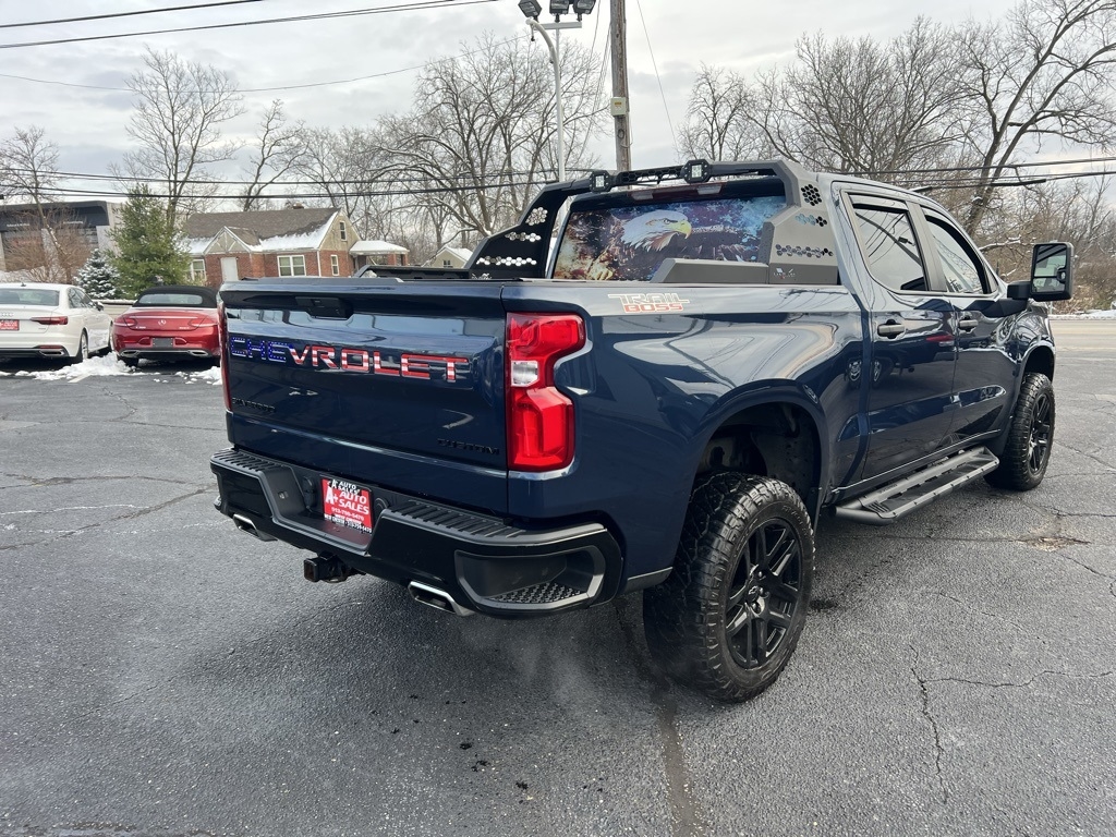 Chevrolet Silverado 1500 Custom Trail Boss Crew Cab Long Box 4WD 2021