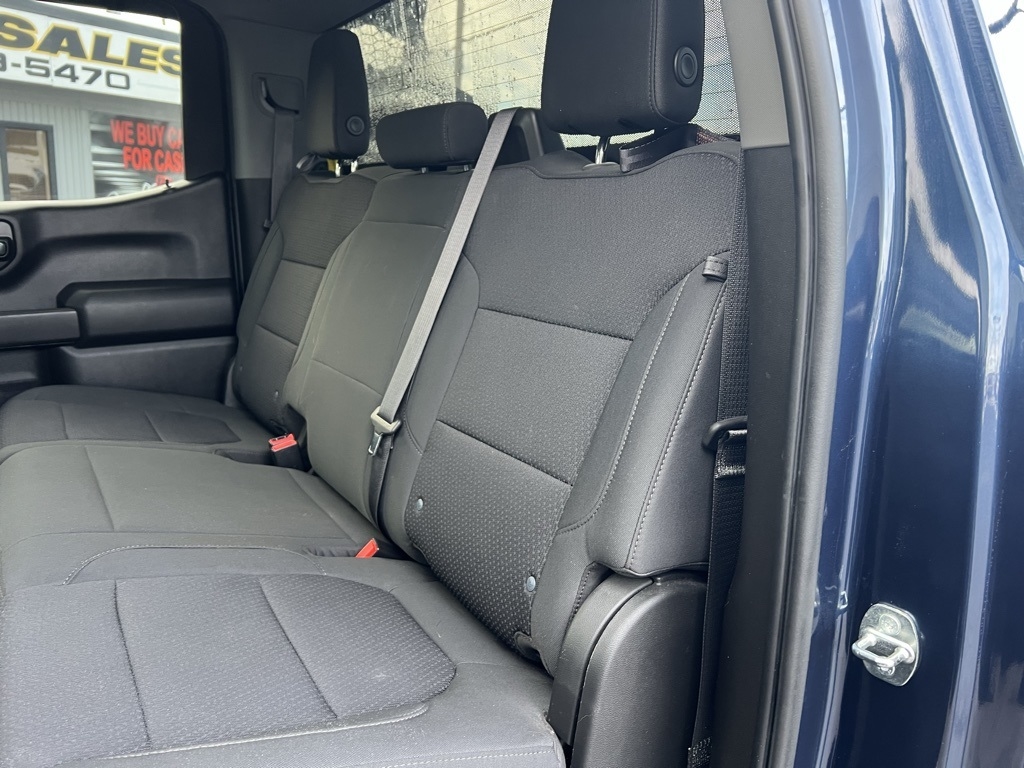 Chevrolet Silverado 1500 Custom Trail Boss Crew Cab Long Box 4WD 2021