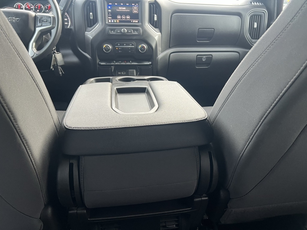 Chevrolet Silverado 1500 Custom Trail Boss Crew Cab Long Box 4WD 2021