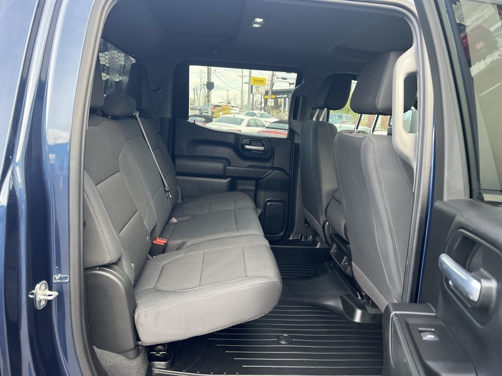 Chevrolet Silverado 1500 Custom Trail Boss Crew Cab Long Box 4WD 2021