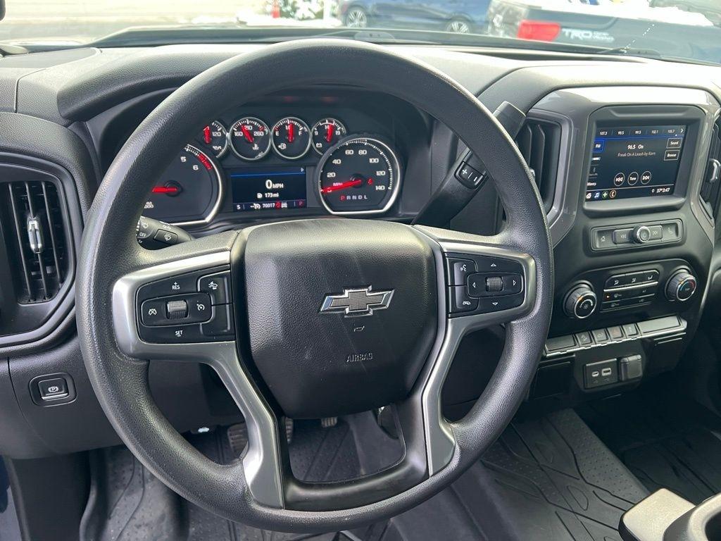 Chevrolet Silverado 1500 Custom Trail Boss Crew Cab Long Box 4WD 2021