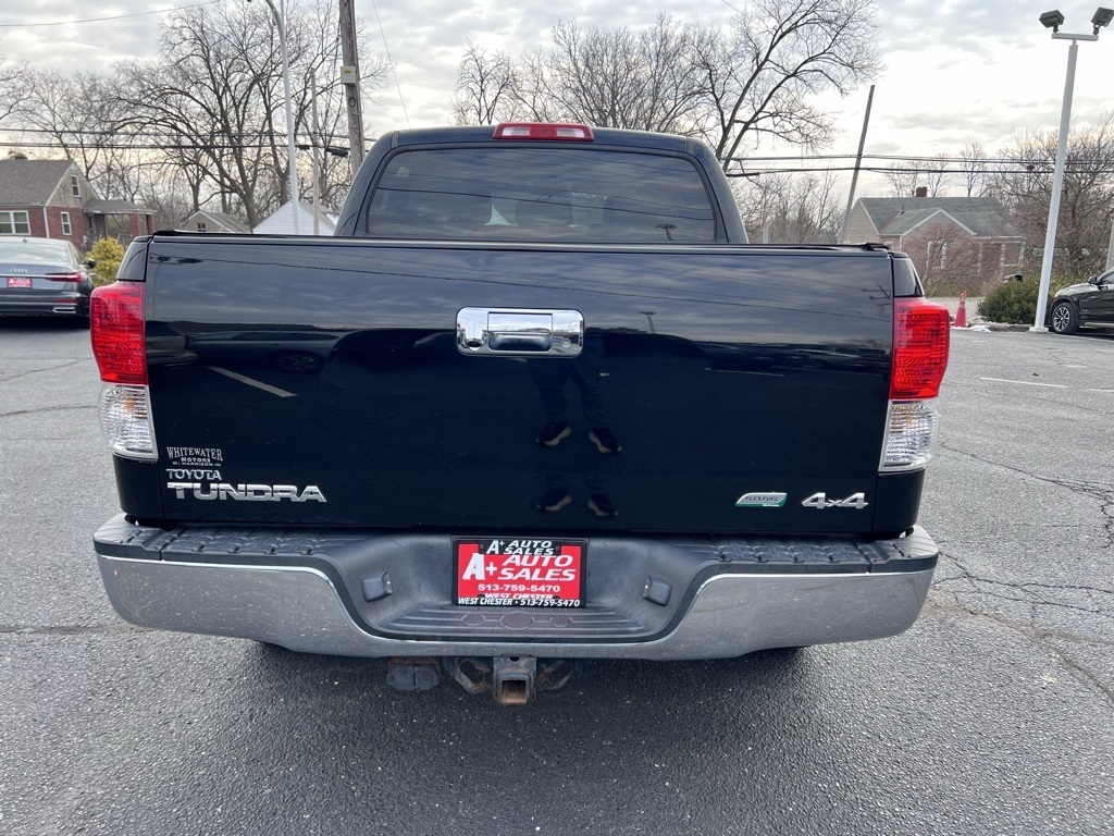 Toyota Tundra Tundra-Grade CrewMax 5.7L FFV 4WD 2011