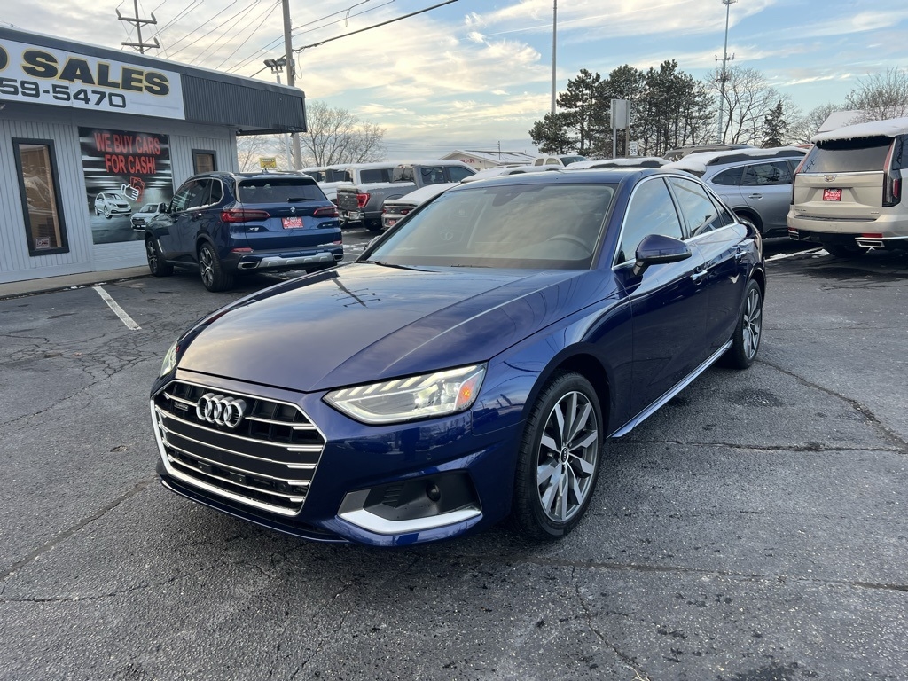 Audi A4 Premium Plus 40 TFSI quattro 2022