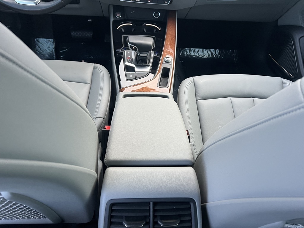 Audi A4 Premium Plus 40 TFSI quattro 2022