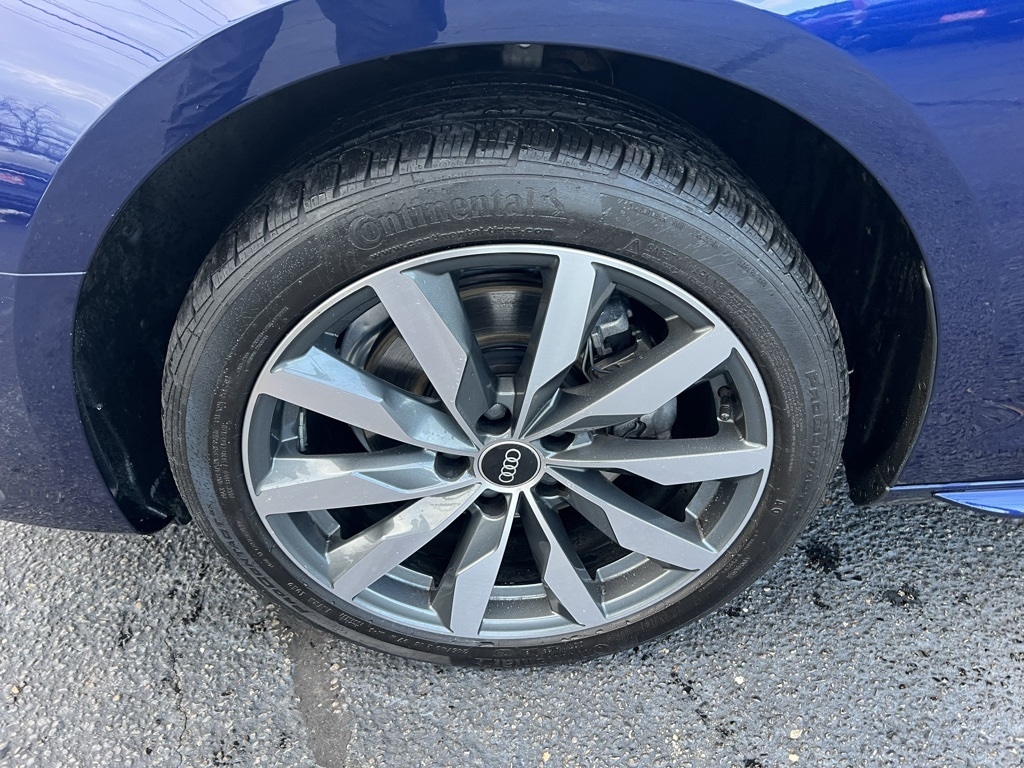 Audi A4 Premium Plus 40 TFSI quattro 2022