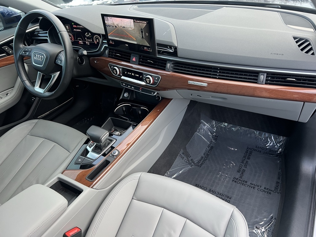 Audi A4 Premium Plus 40 TFSI quattro 2022