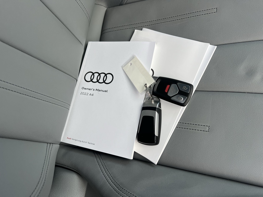 Audi A4 Premium Plus 40 TFSI quattro 2022