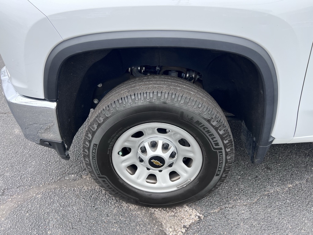 Chevrolet Silverado 3500HD Work Truck Crew Cab 4WD 2023