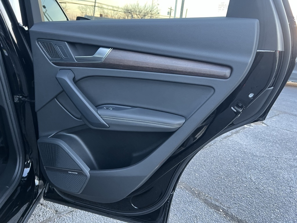 Audi Q5 2.0T Premium Plus quattro 2023