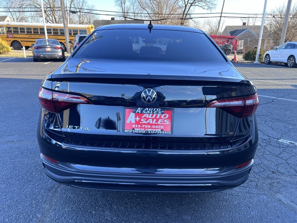 Volkswagen Jetta S 2024