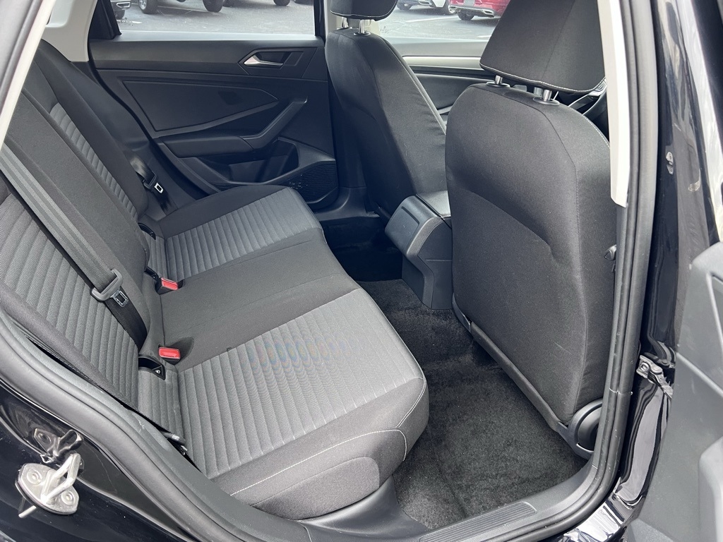 Volkswagen Jetta S 2024