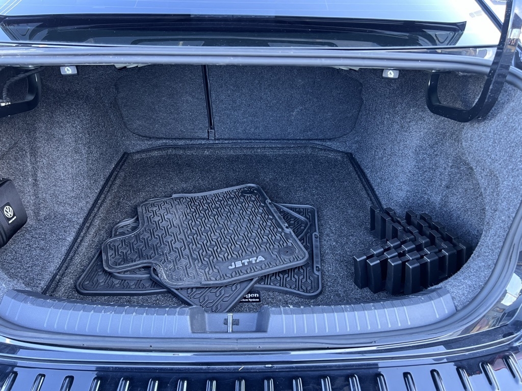 Volkswagen Jetta S 2024