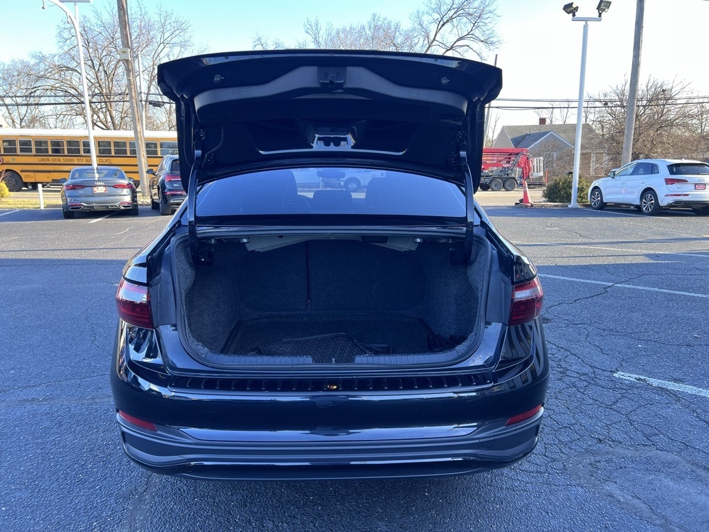 Volkswagen Jetta S 2024