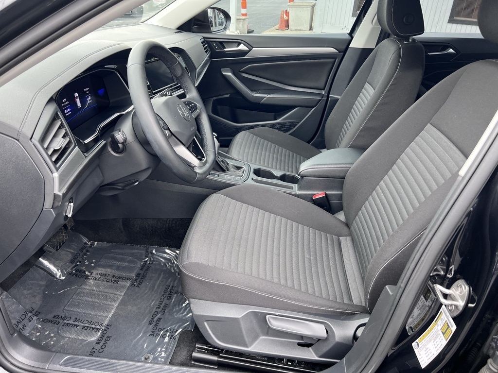 Volkswagen Jetta S 2024