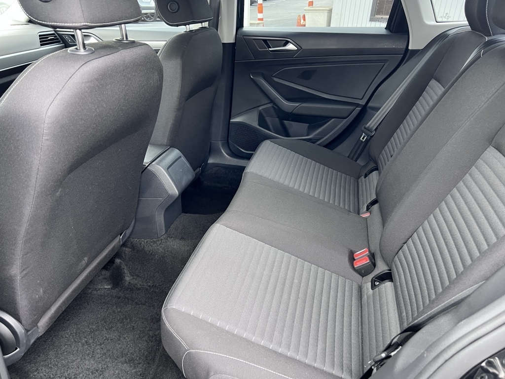 Volkswagen Jetta S 2024