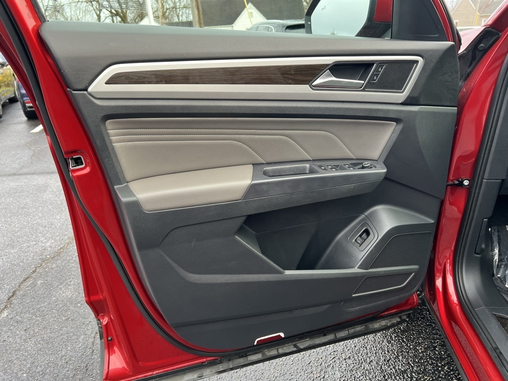 Volkswagen Atlas SE w/Technology 4MOTION 2021