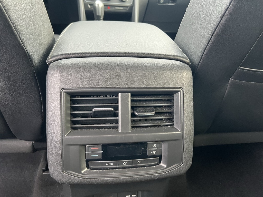 Volkswagen Atlas SE w/Technology 4MOTION 2021