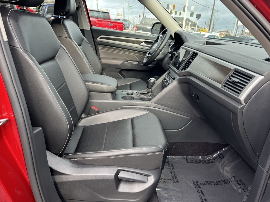 Volkswagen Atlas SE w/Technology 4MOTION 2021