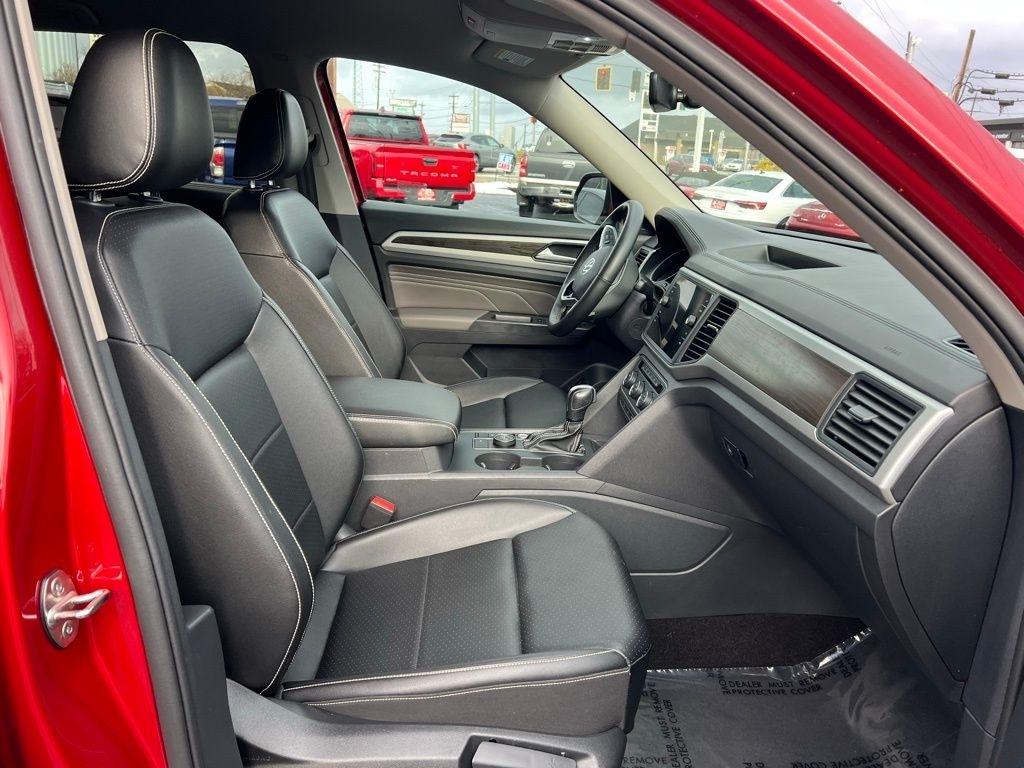 Volkswagen Atlas SE w/Technology 4MOTION 2021