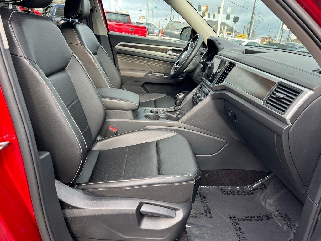 Volkswagen Atlas SE w/Technology 4MOTION 2021