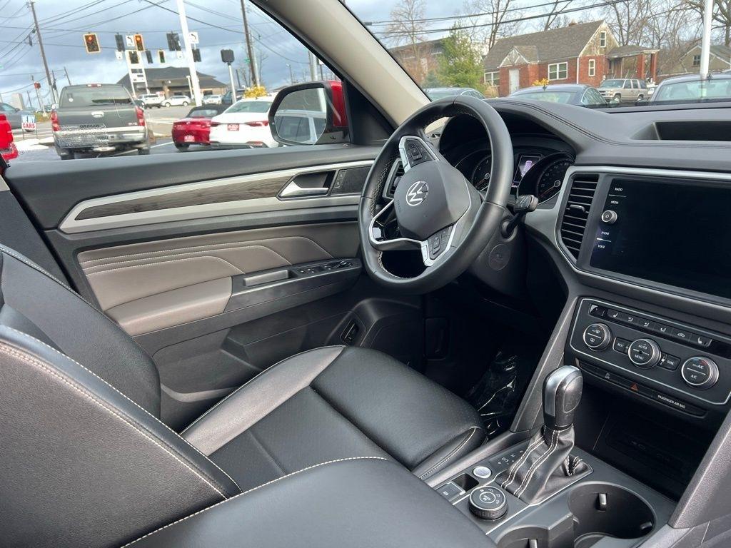 Volkswagen Atlas SE w/Technology 4MOTION 2021