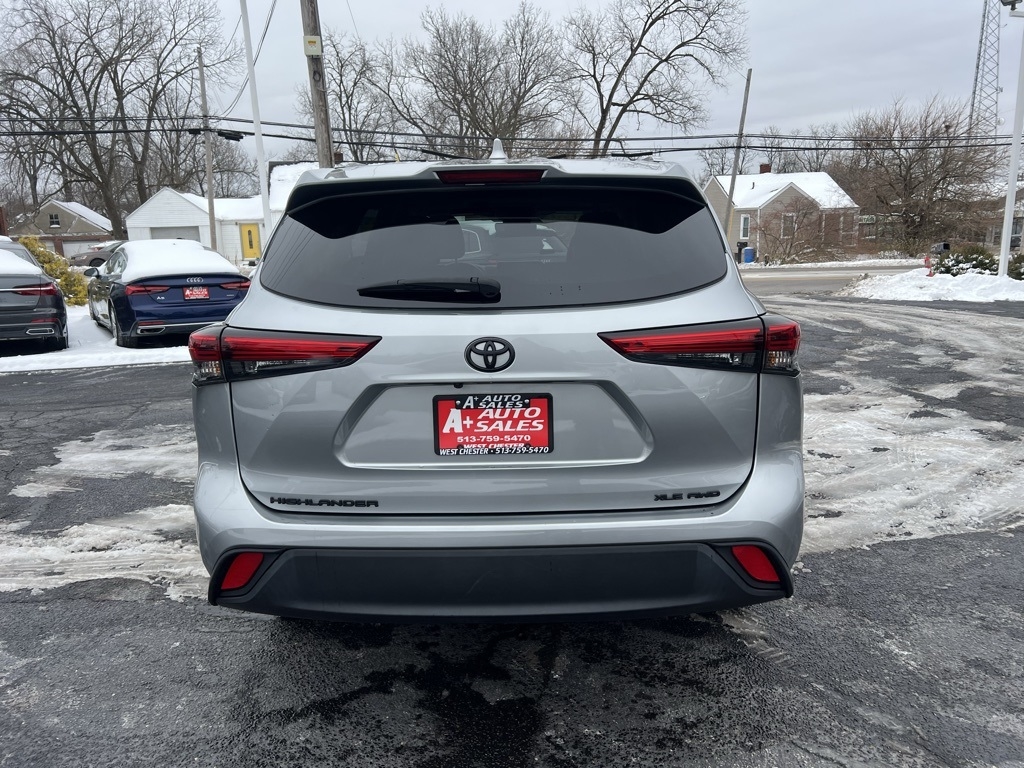 Toyota Highlander XLE Nav AWD V6 2022