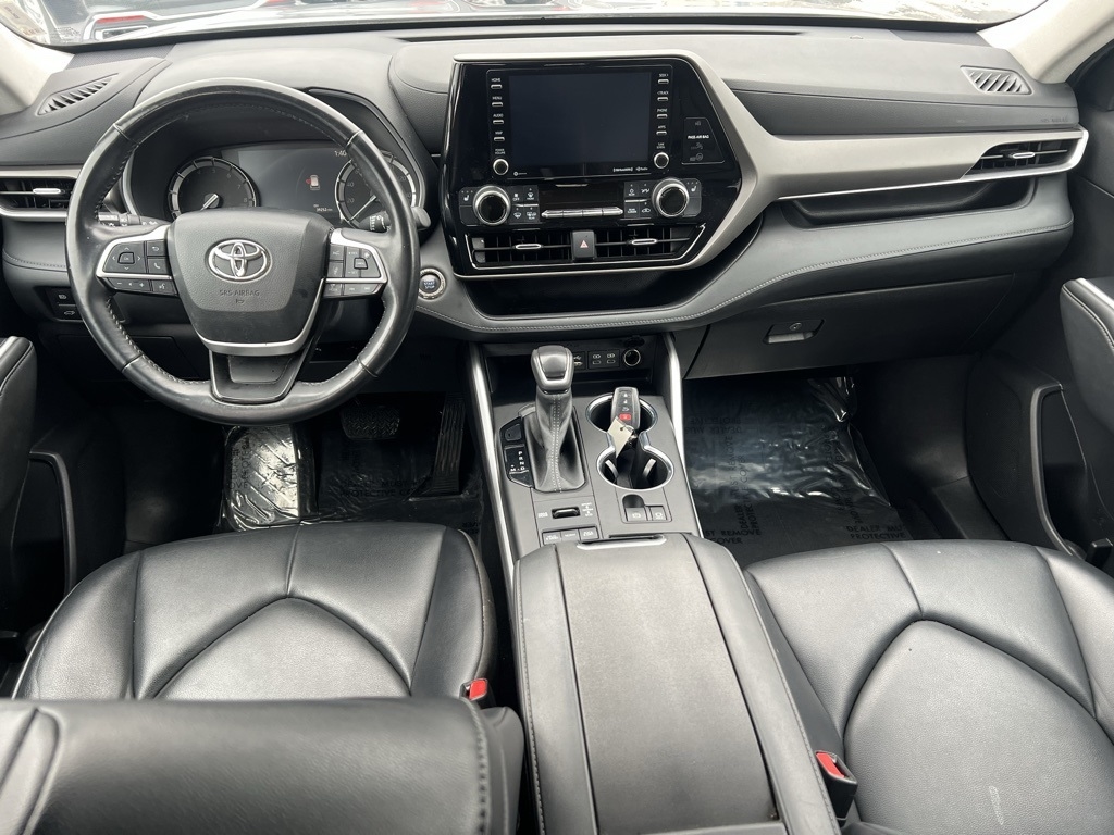 Toyota Highlander XLE Nav AWD V6 2022